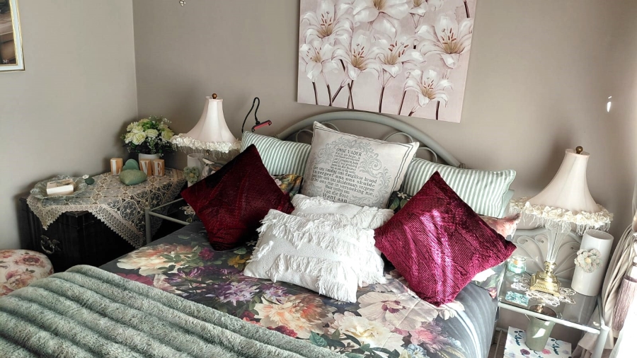 3 Bedroom Property for Sale in Greenhills Gauteng
