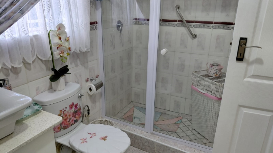 3 Bedroom Property for Sale in Greenhills Gauteng