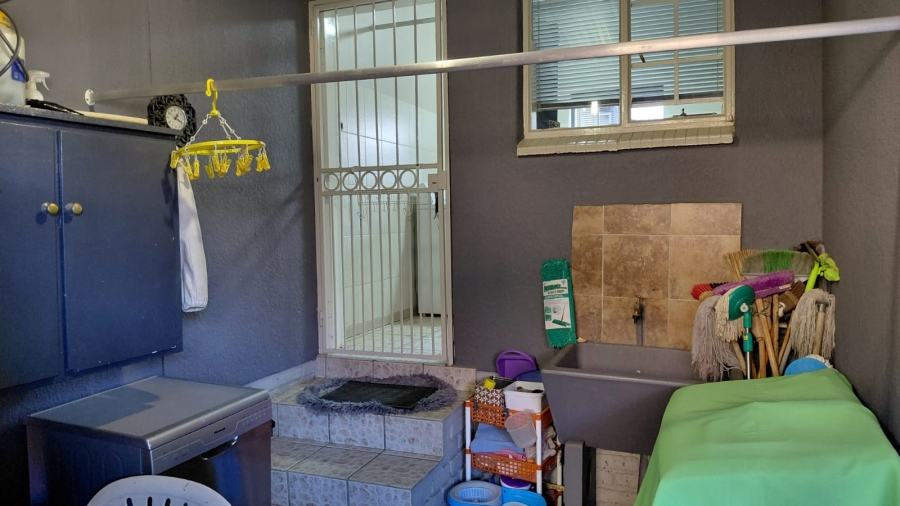 3 Bedroom Property for Sale in Greenhills Gauteng