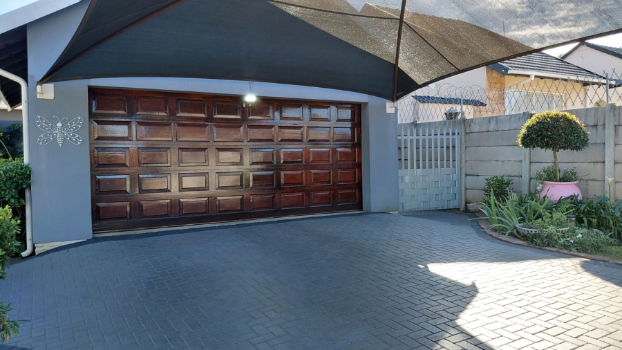 3 Bedroom Property for Sale in Greenhills Gauteng
