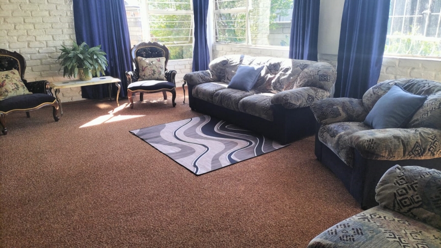 4 Bedroom Property for Sale in Greenhills Gauteng