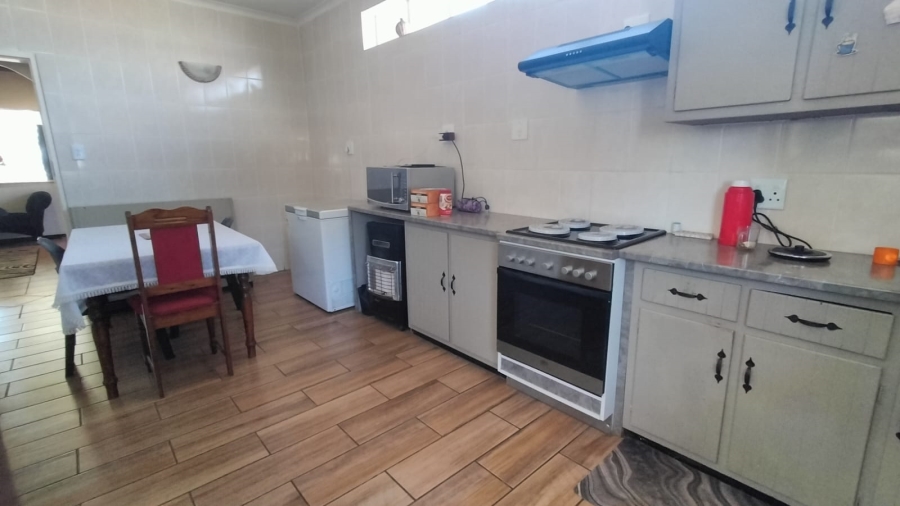 4 Bedroom Property for Sale in Greenhills Gauteng