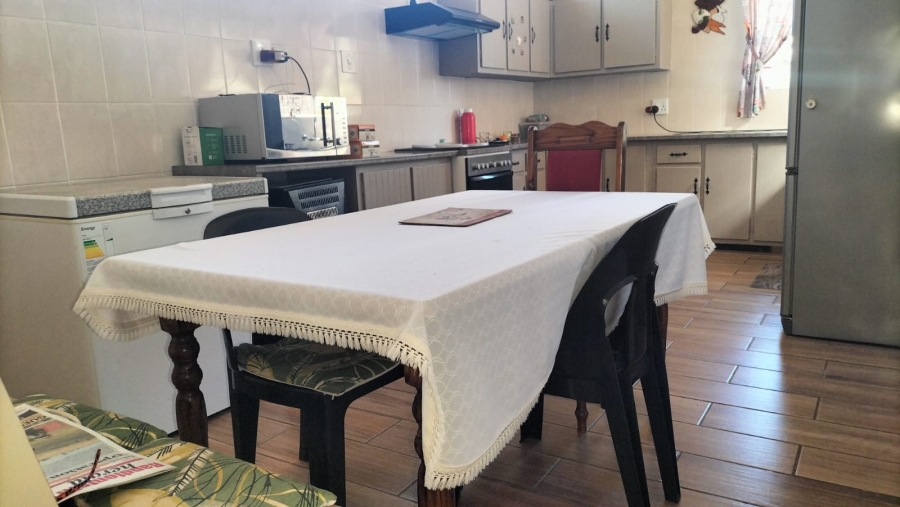 4 Bedroom Property for Sale in Greenhills Gauteng