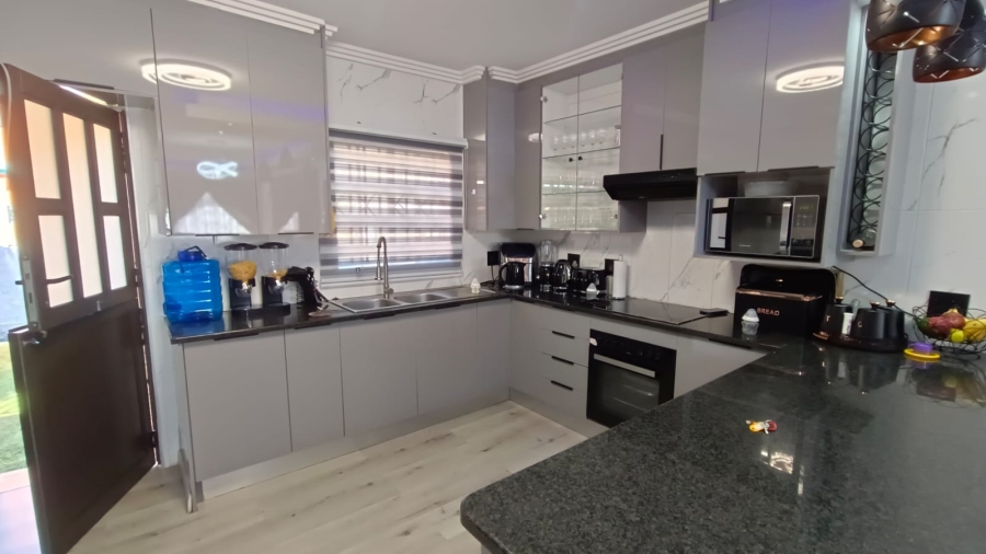 3 Bedroom Property for Sale in Greenhills Ext 3 Gauteng