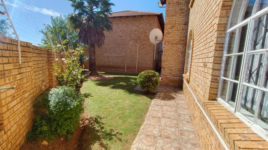 3 Bedroom Property for Sale in Greenhills Ext 3 Gauteng