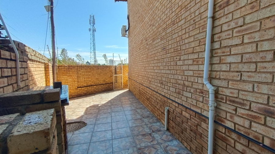 3 Bedroom Property for Sale in Greenhills Ext 3 Gauteng