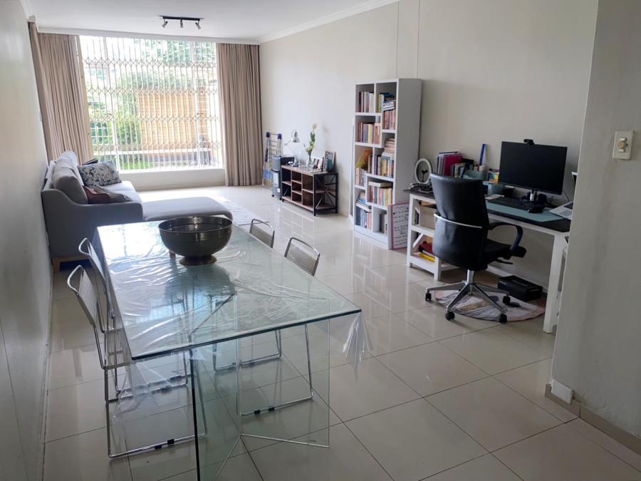 2 Bedroom Property for Sale in Atholl Gauteng
