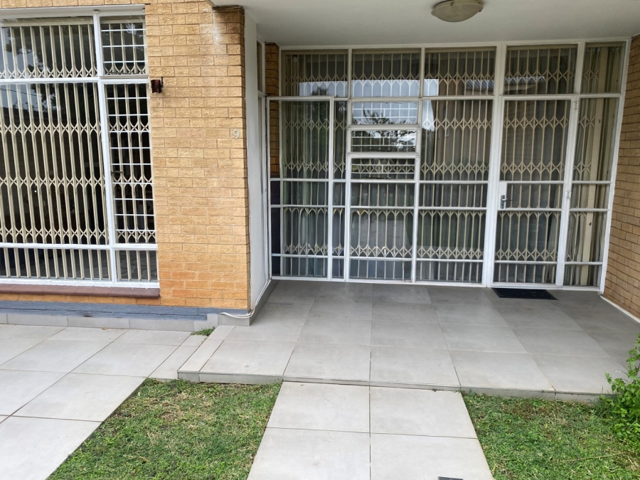 2 Bedroom Property for Sale in Atholl Gauteng