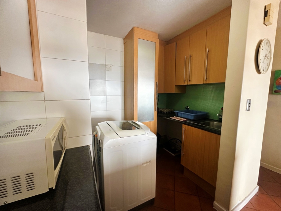 To Let 2 Bedroom Property for Rent in Northcliff Gauteng