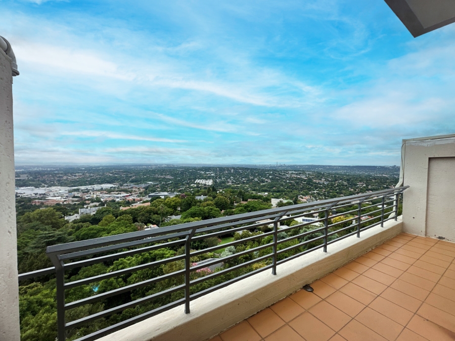 To Let 2 Bedroom Property for Rent in Northcliff Gauteng