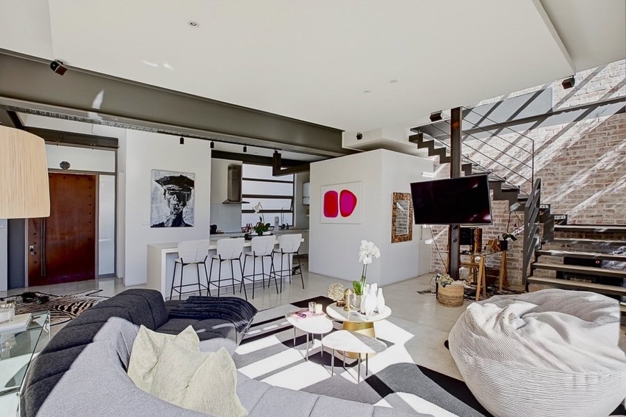 2 Bedroom Property for Sale in Dunkeld Gauteng