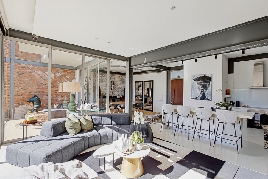 2 Bedroom Property for Sale in Dunkeld Gauteng