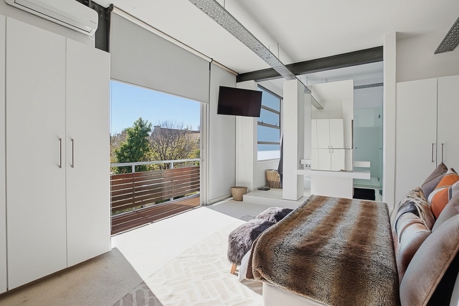 2 Bedroom Property for Sale in Dunkeld Gauteng