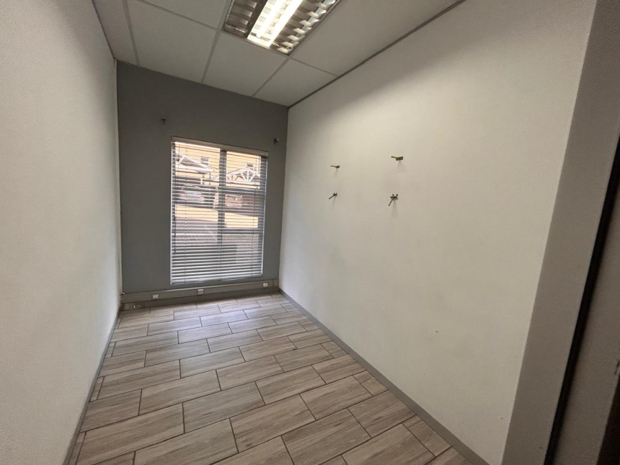 To Let Commercial Property for Rent in Route 21 Business Park Gauteng