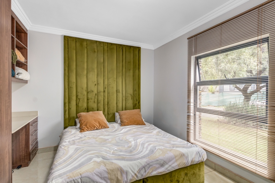 4 Bedroom Property for Sale in Copperleaf Estate Gauteng