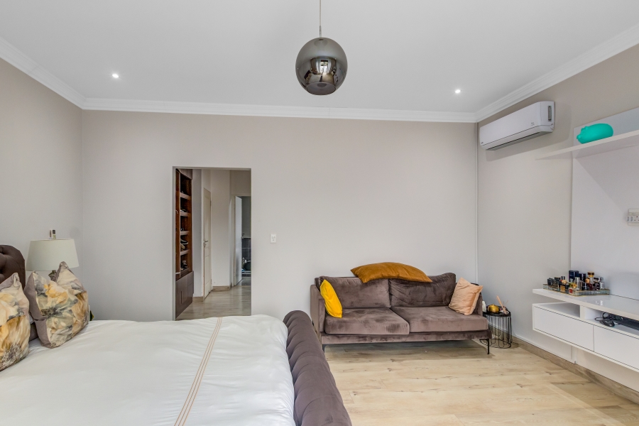 4 Bedroom Property for Sale in Copperleaf Estate Gauteng