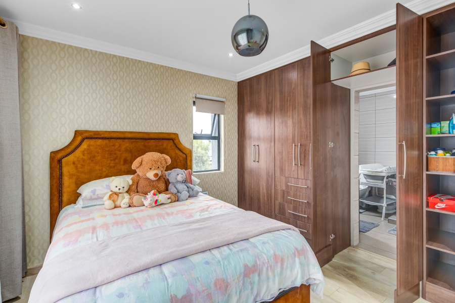 4 Bedroom Property for Sale in Copperleaf Estate Gauteng