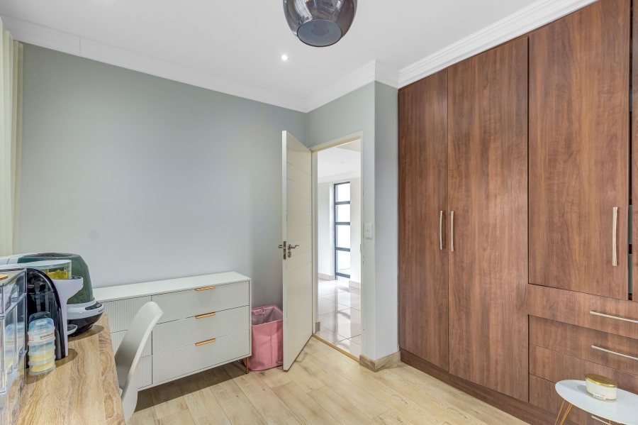 4 Bedroom Property for Sale in Copperleaf Estate Gauteng
