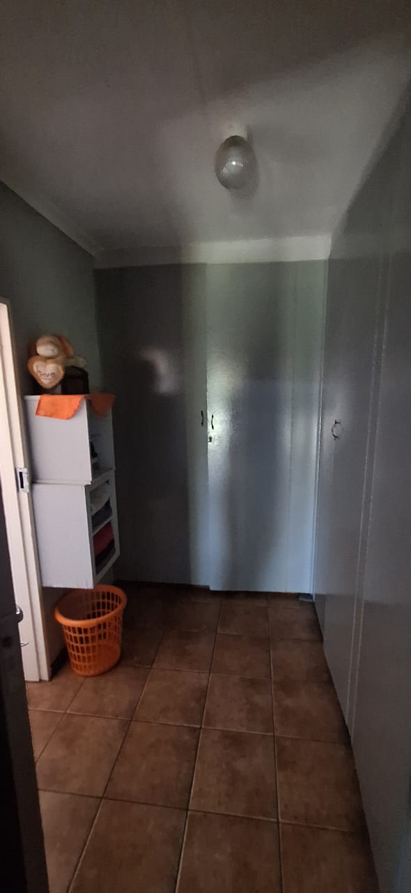 3 Bedroom Property for Sale in Buyscelia Gauteng