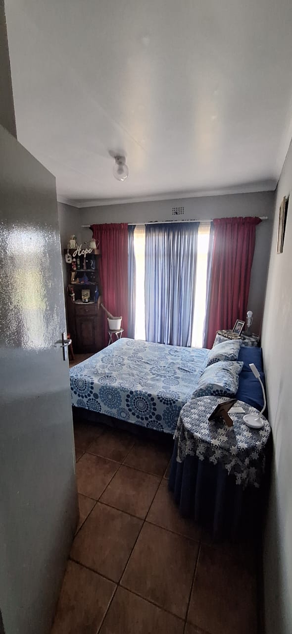 3 Bedroom Property for Sale in Buyscelia Gauteng