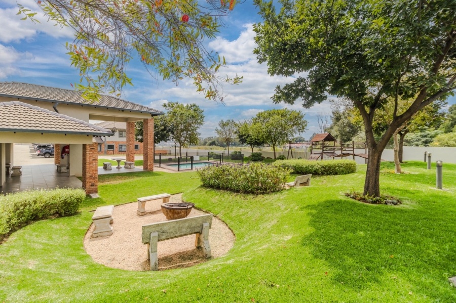To Let 2 Bedroom Property for Rent in Carlswald Gauteng