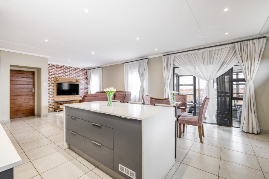 3 Bedroom Property for Sale in Lion Pride Gauteng