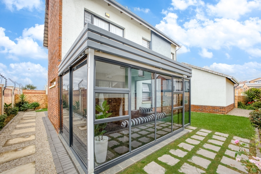 3 Bedroom Property for Sale in Lion Pride Gauteng