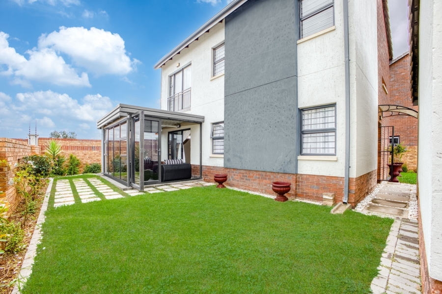 3 Bedroom Property for Sale in Lion Pride Gauteng