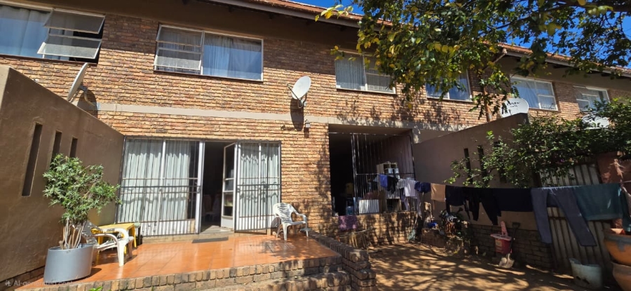 3 Bedroom Property for Sale in Silverton Gauteng
