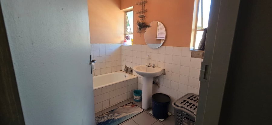 3 Bedroom Property for Sale in Silverton Gauteng