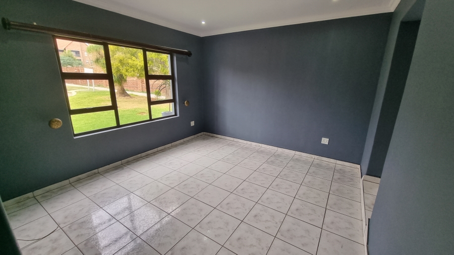 4 Bedroom Property for Sale in Willow Acres Gauteng