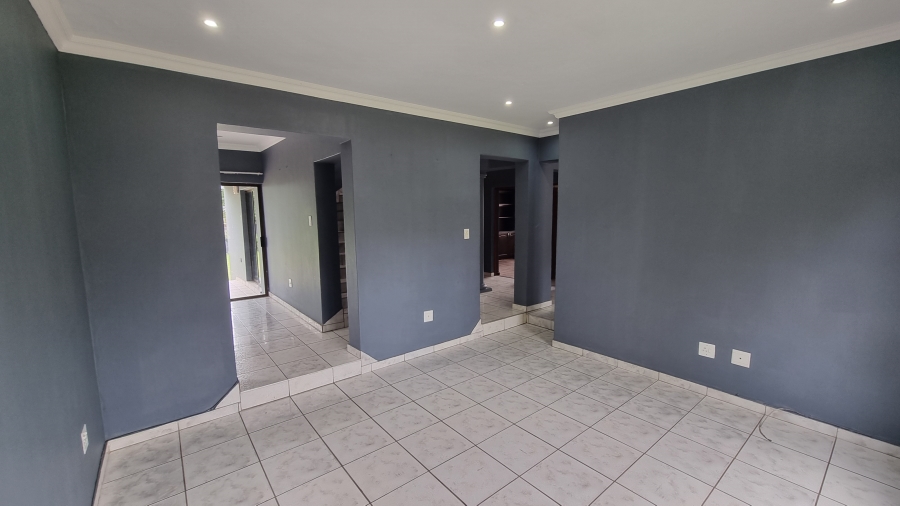 4 Bedroom Property for Sale in Willow Acres Gauteng