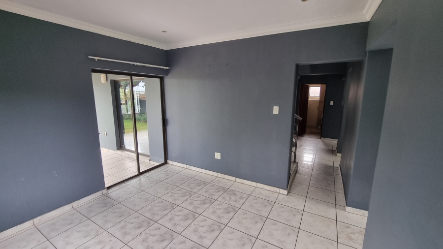 4 Bedroom Property for Sale in Willow Acres Gauteng