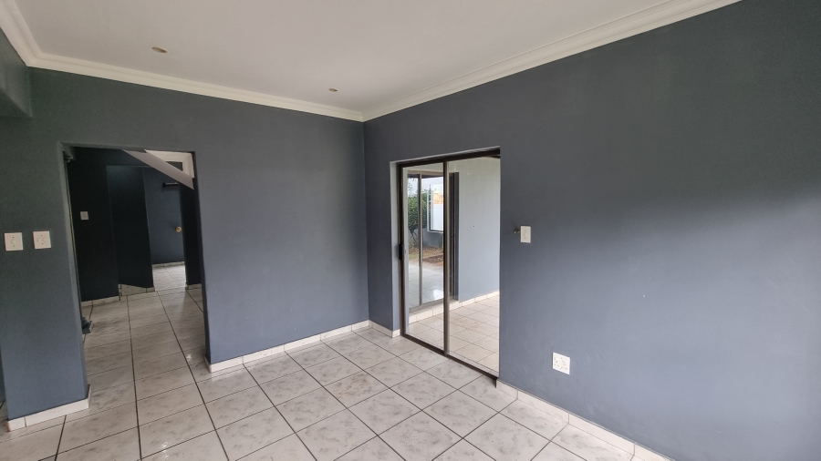 4 Bedroom Property for Sale in Willow Acres Gauteng