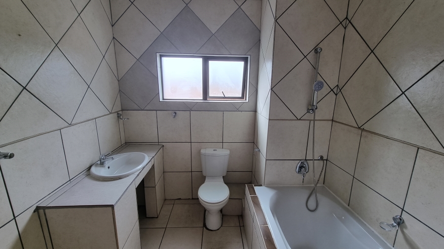4 Bedroom Property for Sale in Willow Acres Gauteng