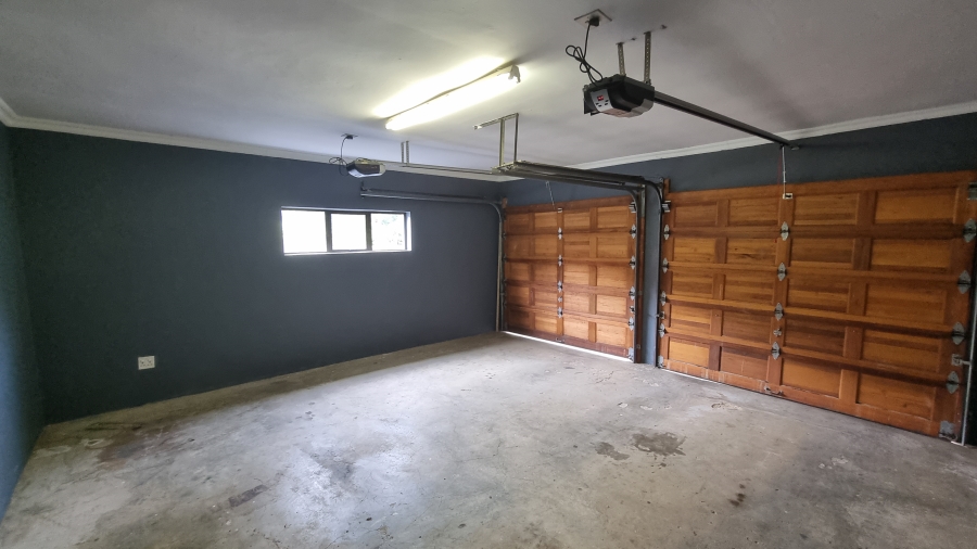 4 Bedroom Property for Sale in Willow Acres Gauteng