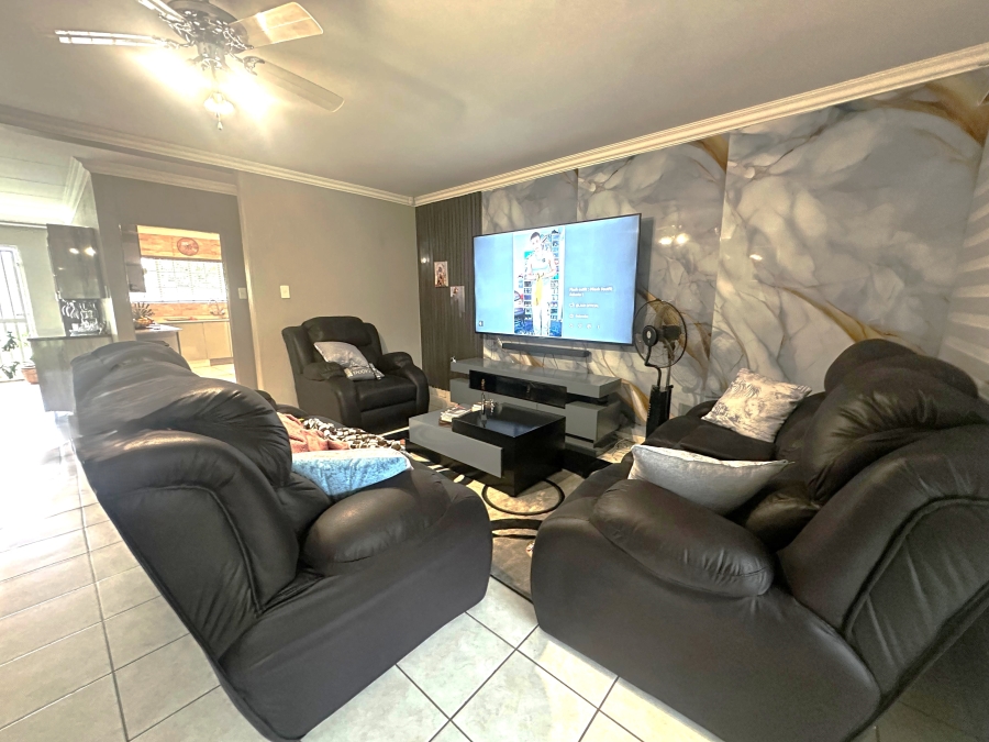 3 Bedroom Property for Sale in Henley on Klip Gauteng