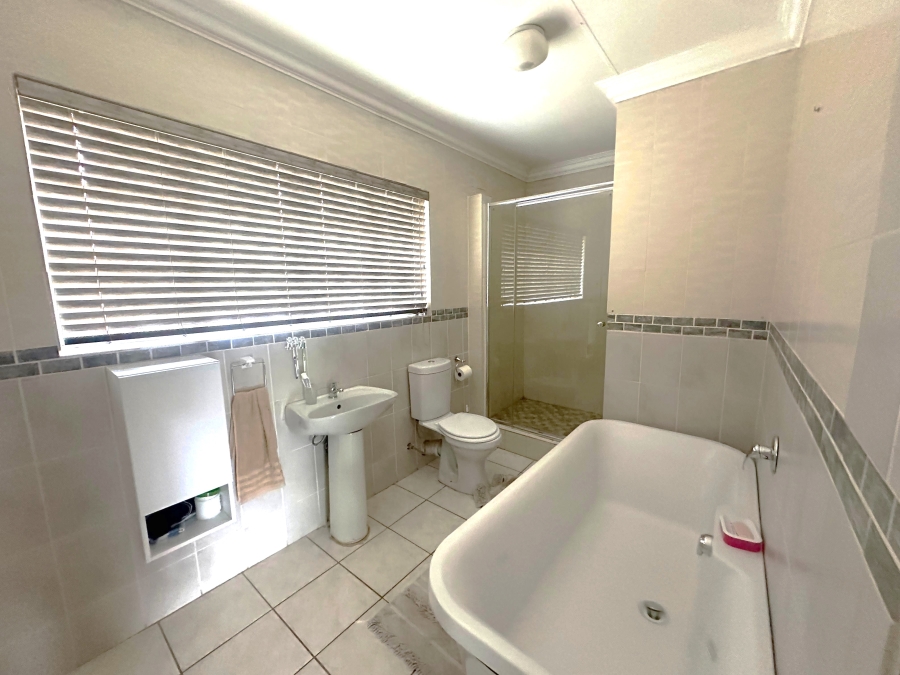 3 Bedroom Property for Sale in Henley on Klip Gauteng