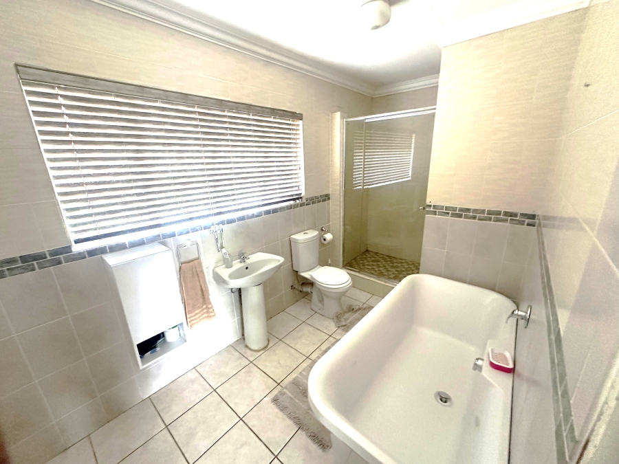 3 Bedroom Property for Sale in Henley on Klip Gauteng