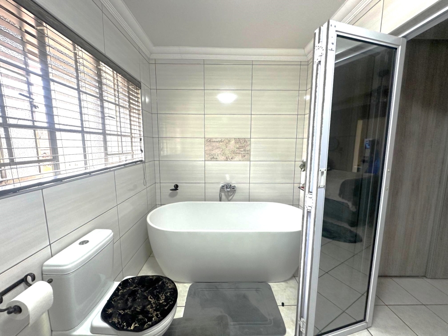 3 Bedroom Property for Sale in Henley on Klip Gauteng