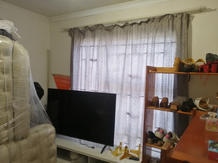 2 Bedroom Property for Sale in Bloubosrand Gauteng