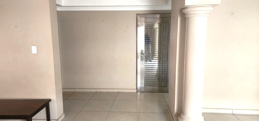 4 Bedroom Property for Sale in Vosloorus Ext 6 Gauteng