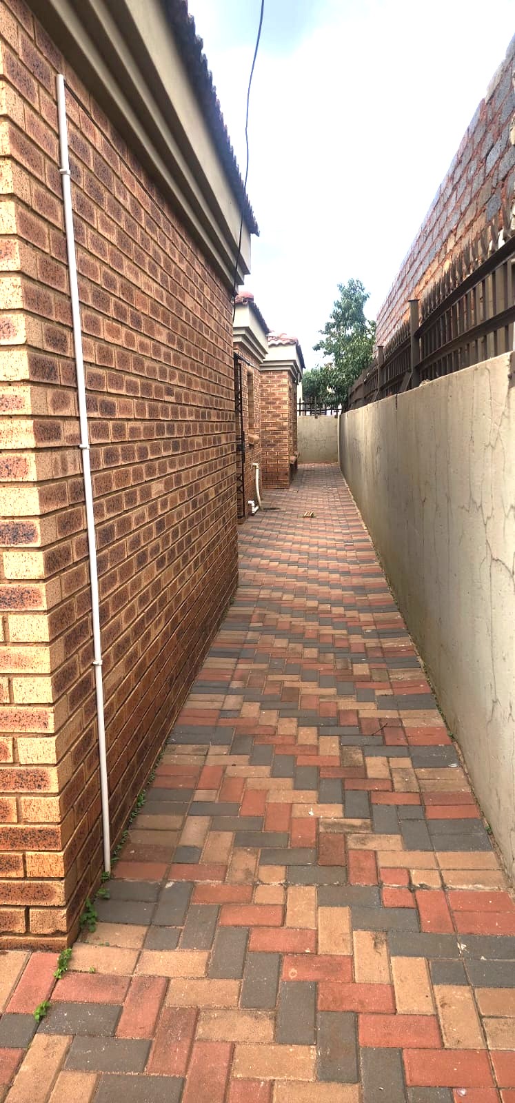 4 Bedroom Property for Sale in Vosloorus Ext 6 Gauteng