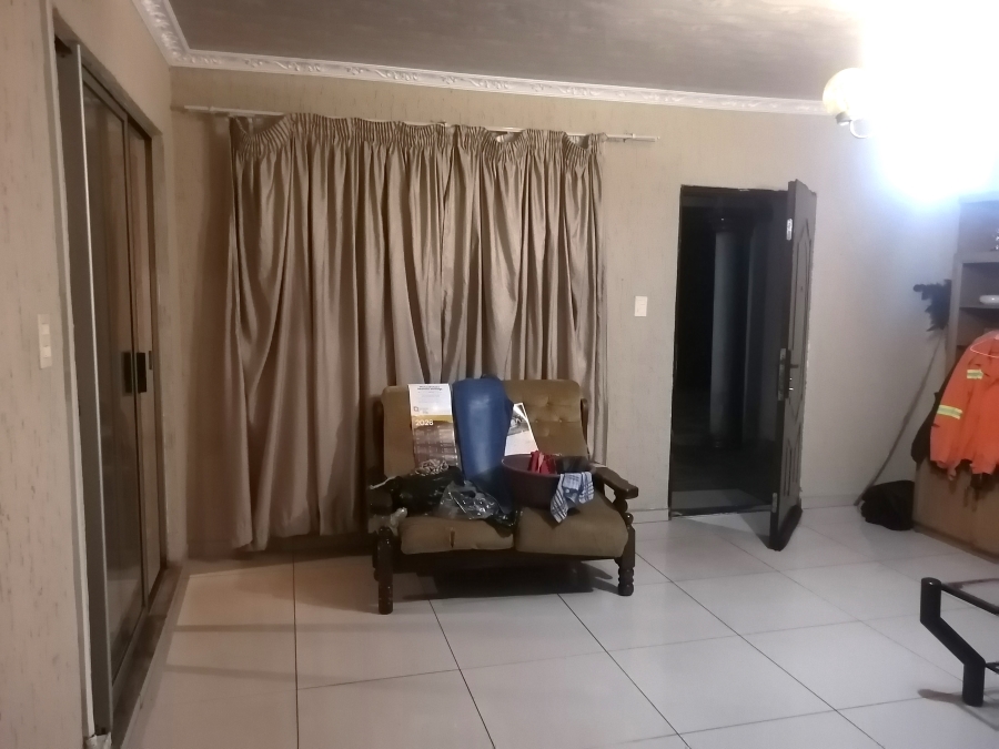 3 Bedroom Property for Sale in A P Khumalo Gauteng
