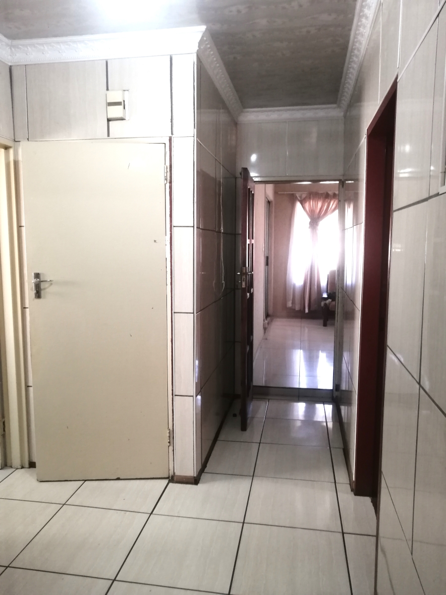 3 Bedroom Property for Sale in A P Khumalo Gauteng