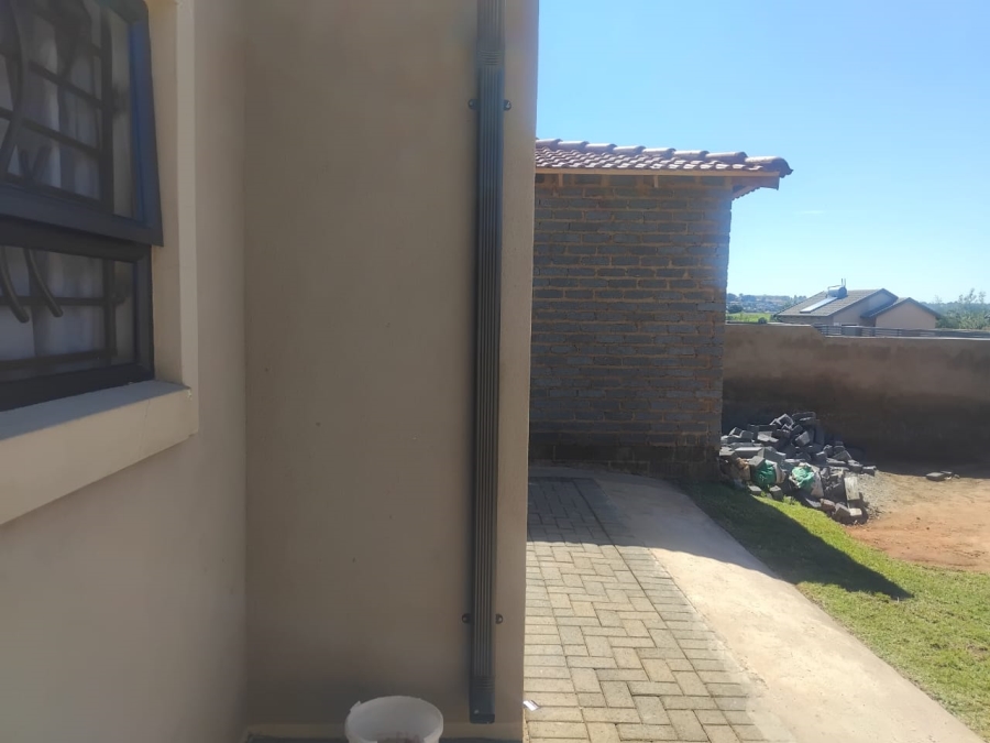To Let 2 Bedroom Property for Rent in Roodepoort Gauteng