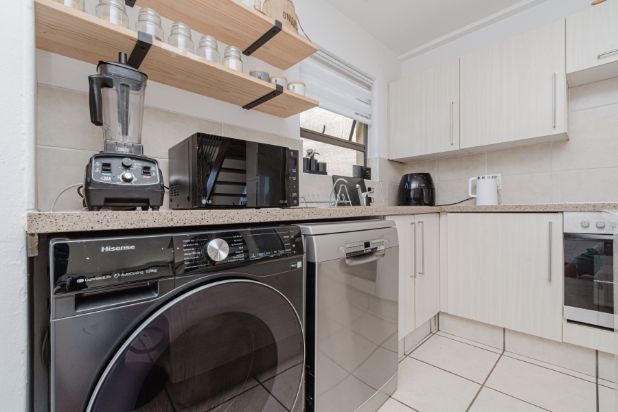 3 Bedroom Property for Sale in Broadacres Gauteng