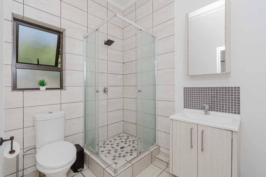 3 Bedroom Property for Sale in Broadacres Gauteng