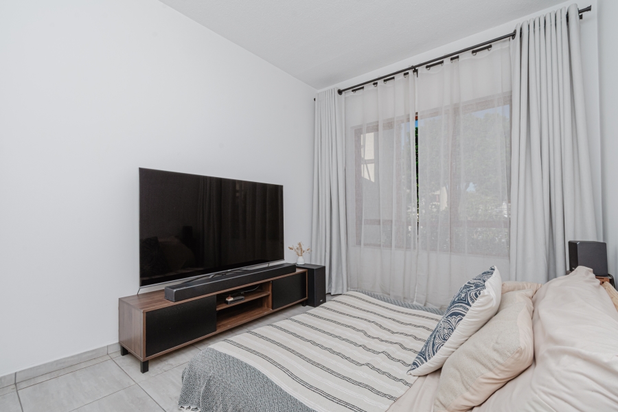 3 Bedroom Property for Sale in Broadacres Gauteng