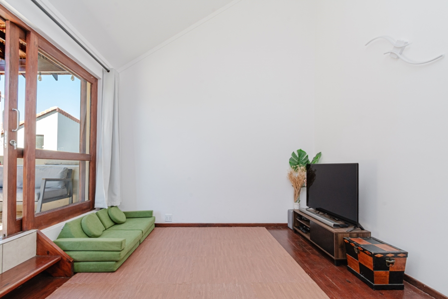 3 Bedroom Property for Sale in Broadacres Gauteng